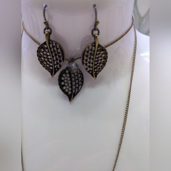 Vintage Avon "Can't Leaf You Alone" Jewelry Set- Necklace, Bracelet & Earrings - Picture 6 of 12